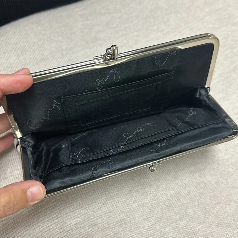 VB Camellia Black Ivory Tan Gray Floral Quilted Cotton Kissing Wallet